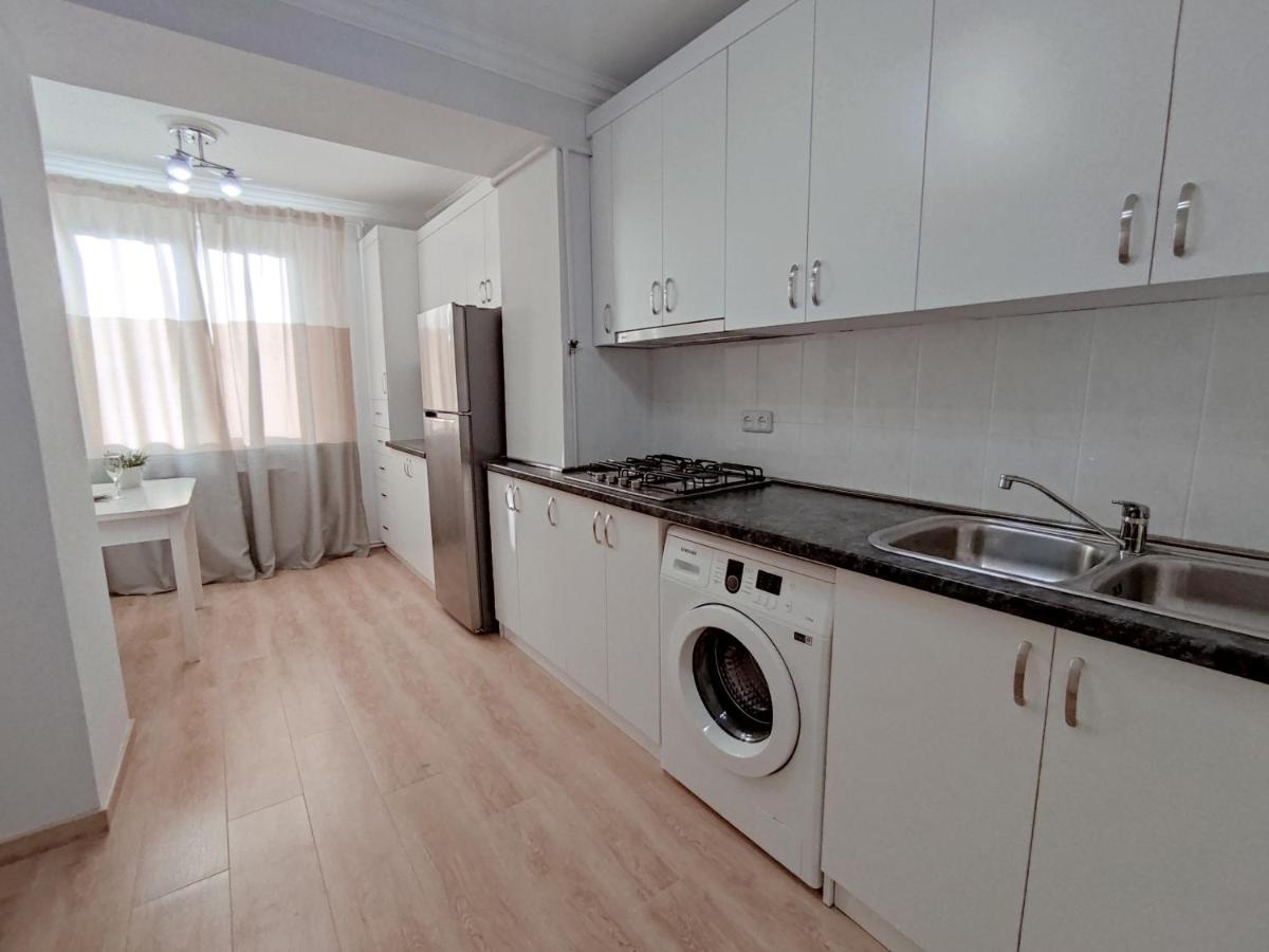 Renovated 1 Bedroom With King Size Bed In Kentron Jerevan Buitenkant foto